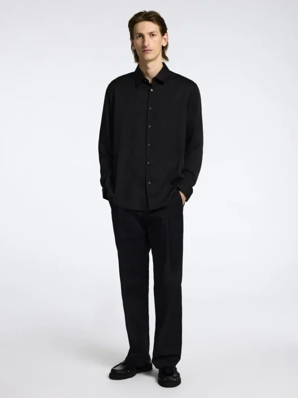 SELECTED AVSLAPPNAD PASSFORM SATINSKJORTA Black New