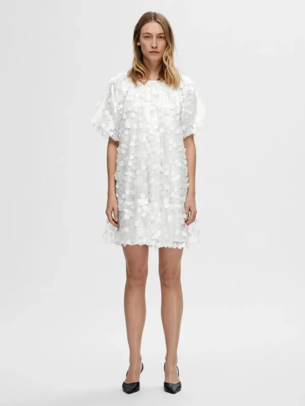SELECTED BLOMMIG 3D-TEXTUR KORT KLÄNNING White Shop
