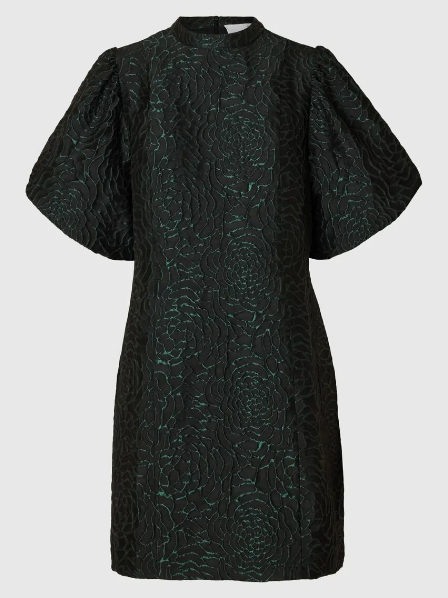 blommig_jacquard_klnning__0.webp SELECTED BLOMMIG JACQUARD KLÄNNING MED PUFFÄRMAR Green Best