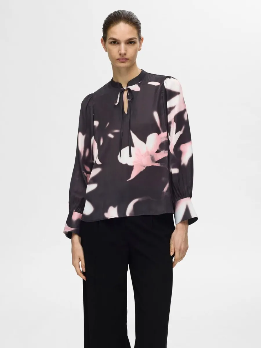 blomstertryckt_blus_0.webp SELECTED BLOMSTERTRYCKT BLUS Pink Cheap