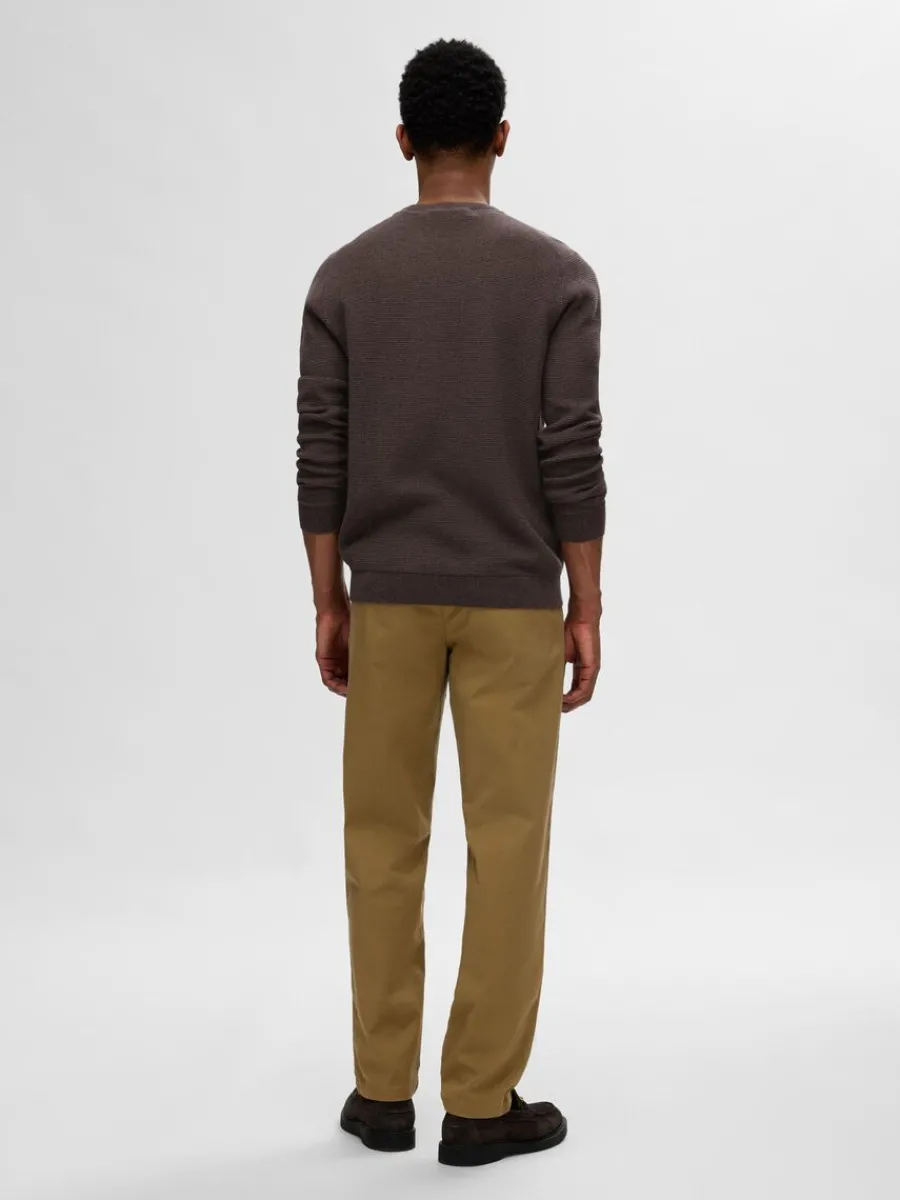 bomull_rundringad_trja_5.webp SELECTED 100% BOMULL RUNDRINGAD TRÖJA Brown Cheap