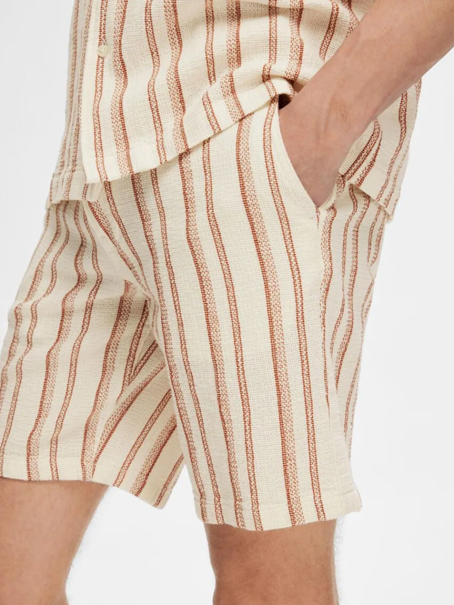 bomullssydd_shorts_1.webp SELECTED BOMULLSSYDD SHORTS Beige Discount