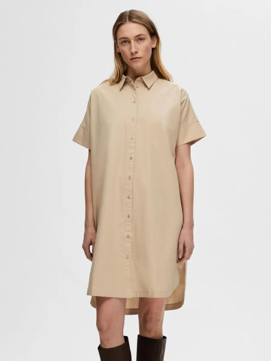 bomullssydd_skjortklnning_0-1.webp SELECTED BOMULLSSYDD SKJORTKLÄNNING Beige Best
