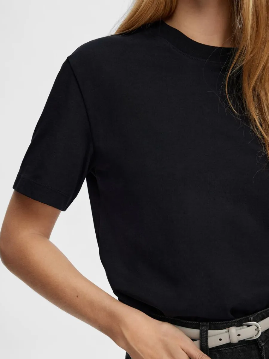 boxy_tshirt_3-4.webp SELECTED BOXY T-SHIRT Black Cheap