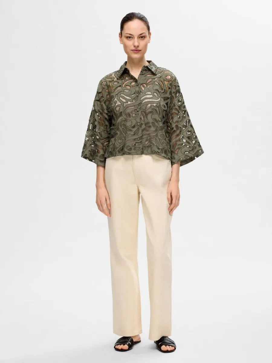 broderie_anglaise_croppad_1.webp SELECTED BRODERIE ANGLAISE CROPPAD SKJORTA Green Discount