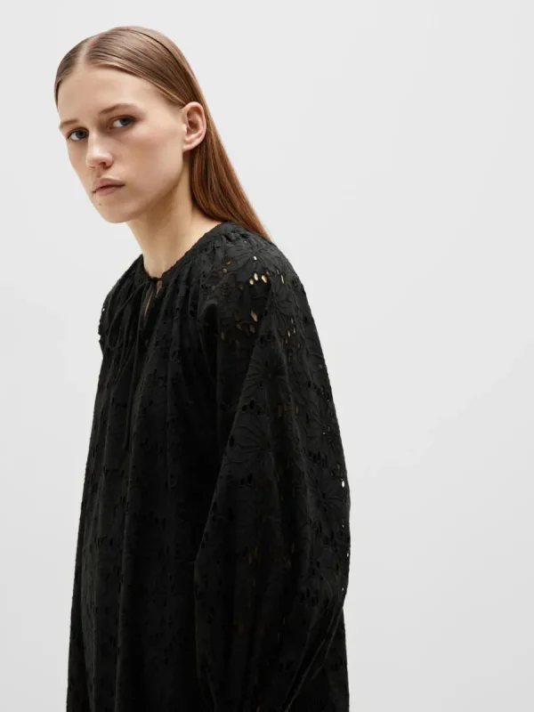 SELECTED BRODERIE ANGLAISE MAXIKLÄNNING Black Store