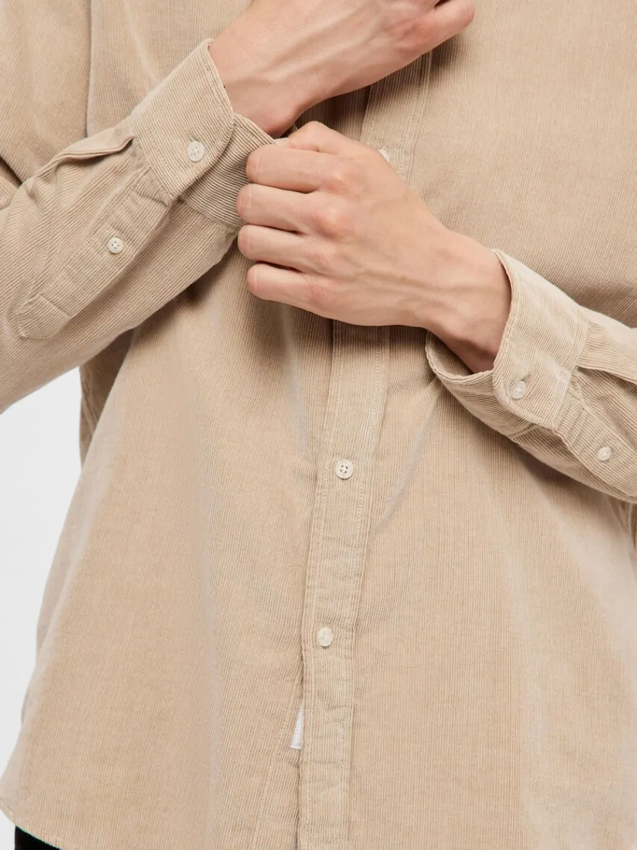 corduroy_skjorta_5-2.webp SELECTED CORDUROY SKJORTA Beige Outlet