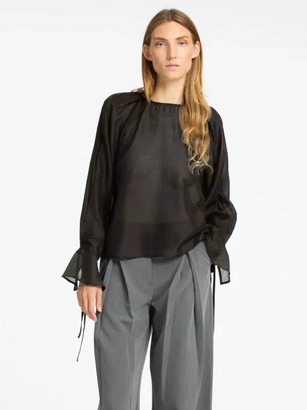 SELECTED DETALJERAD LÅNGÄRMAD BLUS Black Flash Sale