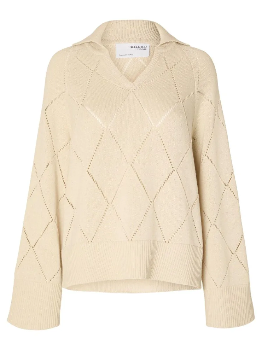 diamanttryck_stickad_trja_5.webp SELECTED DIAMANTTRYCK STICKAD TRÖJA Beige Shop