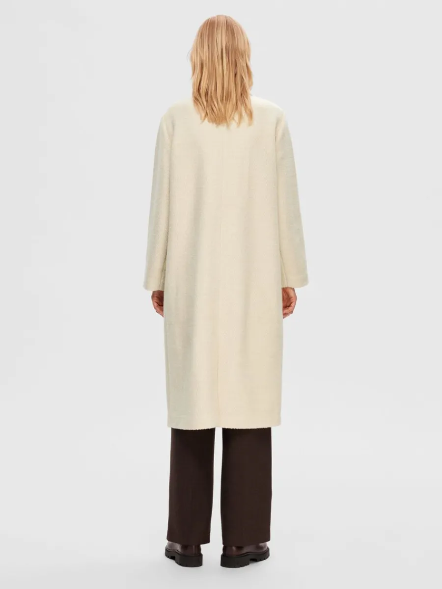 dubbelknppt_kappa_4-6.webp SELECTED DUBBELKNÄPPT KAPPA Beige Store