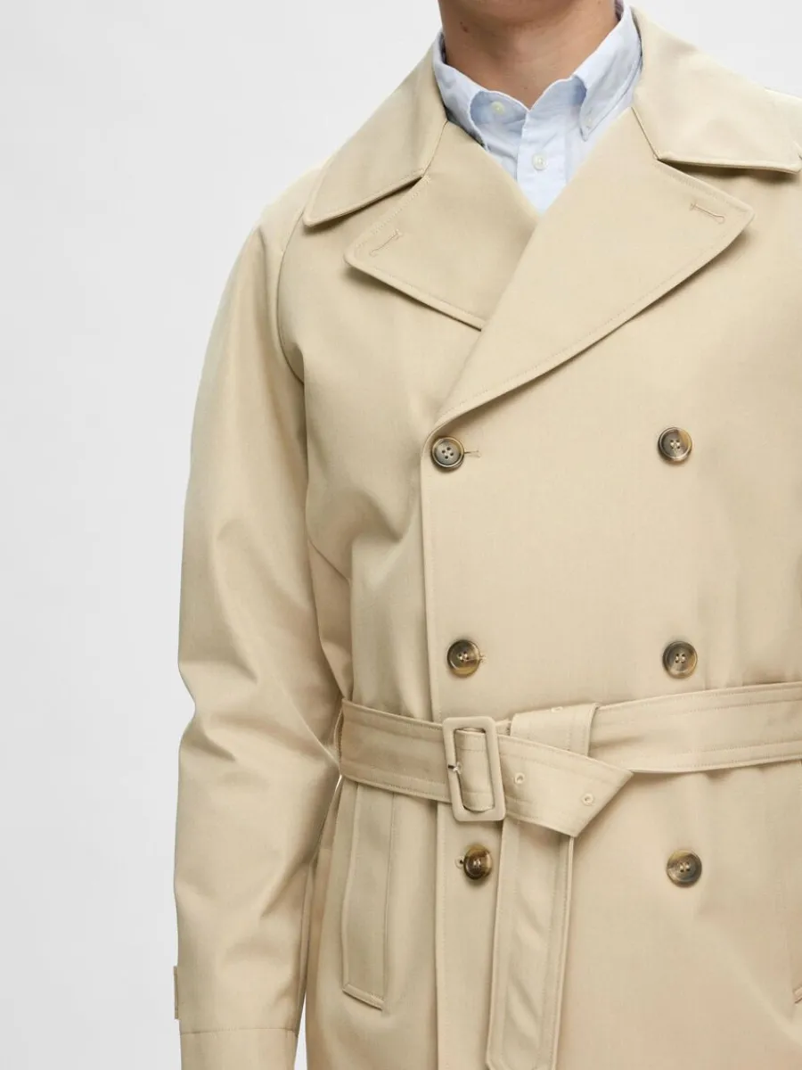 dubbelknppt_trenchcoat_5-3.webp SELECTED DUBBELKNÄPPT TRENCHCOAT Beige Shop