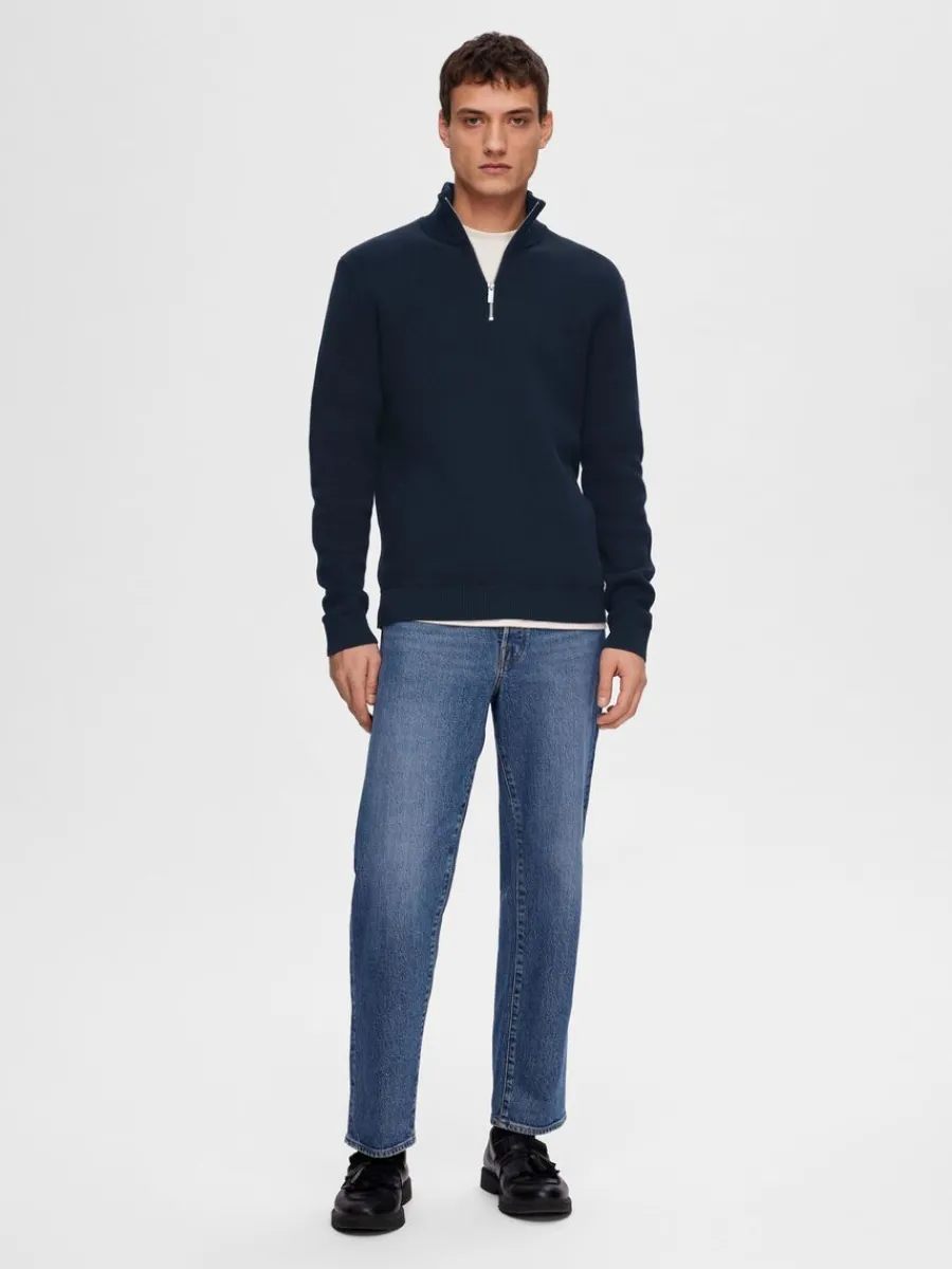 halvlngt_blixtls_trja_1-20.webp SELECTED HALVLÅNGT BLIXTLÅS TRÖJA Blue Fashion