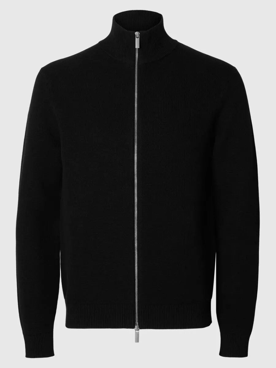 hg_hals_med_blixtls_stick_2.webp SELECTED HÖG HALS MED BLIXTLÅS STICKAD KOFTA Black Shop
