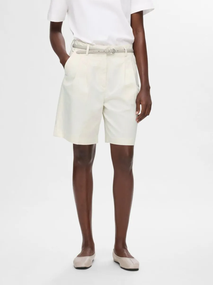 hg_midja_chinoshorts_1.webp SELECTED HÖG MIDJA CHINOSHORTS Beige Cheap