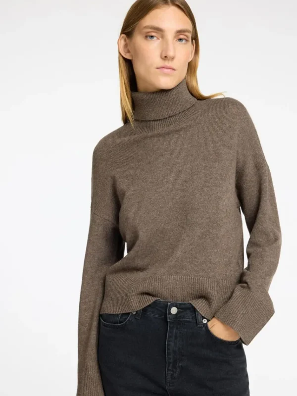 SELECTED HÖGHALSAD TRÖJA Brown Flash Sale