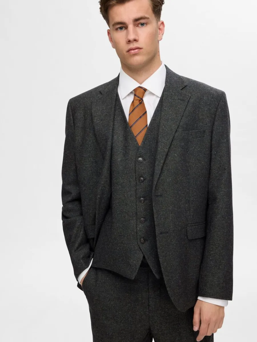 klassiska_vst_2-1.webp SELECTED KLASSISKA VÄST Green Fashion