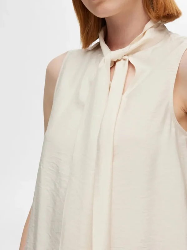 SELECTED KNYTNING I HALSEN ÄRMLÖS TOPP Beige Outlet