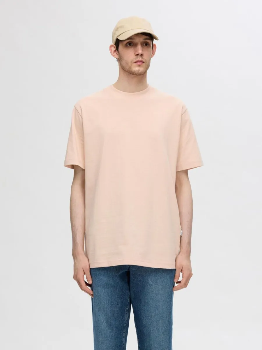 kortrmad_med_avslappnad_p_0-5.webp SELECTED KORTÄRMAD MED AVSLAPPNAD PASSFORM T-SHIRT Pink Cheap