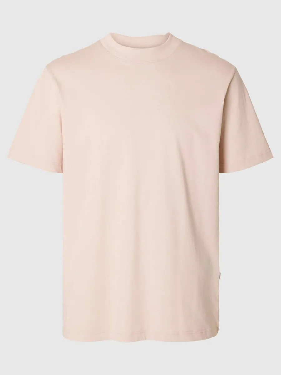 kortrmad_med_avslappnad_p_4-5.webp SELECTED KORTÄRMAD MED AVSLAPPNAD PASSFORM T-SHIRT Pink Cheap