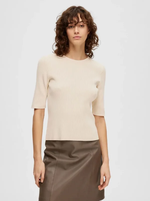 SELECTED KORTÄRMAD STICKAD TOPP Beige Fashion