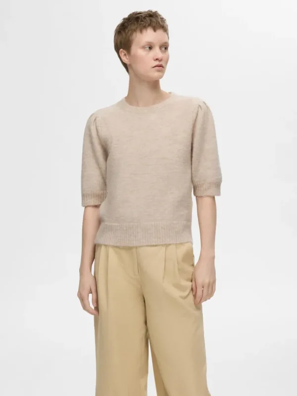 SELECTED KORTÄRMAD STICKAD TOPP Beige Hot