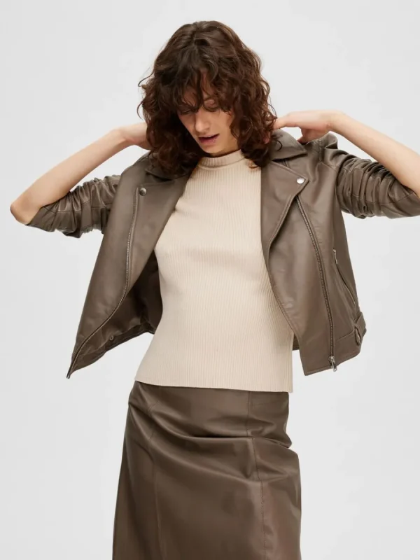 SELECTED KORTÄRMAD STICKAD TOPP Beige Fashion