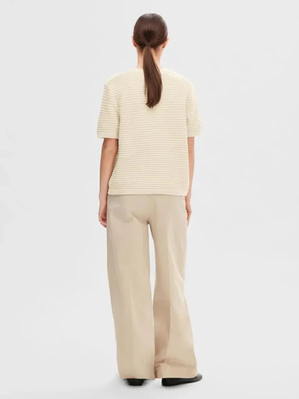 SELECTED KORTÄRMAD STICKAD TOPP Beige Hot