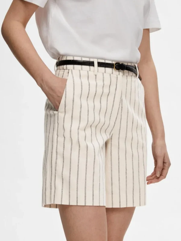 SELECTED KRITSTRECKSRANDIG SHORTS Beige New