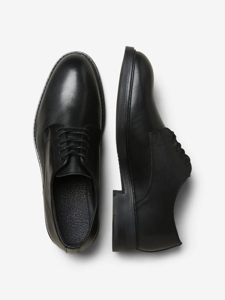 ldersydd_derbyskor_3-1.webp SELECTED LÄDERSYDD DERBYSKOR Black Store