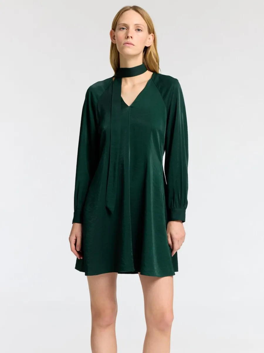lnga_rmar_kort_klnning_2.webp SELECTED LÅNGA ÄRMAR KORT KLÄNNING Green Shop