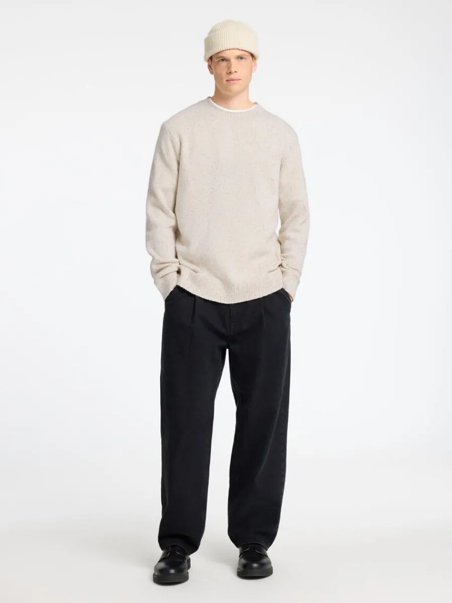lnga_rmar_rundringad_trja_1-1.webp SELECTED LÅNGA ÄRMAR RUNDRINGAD TRÖJA Beige Store