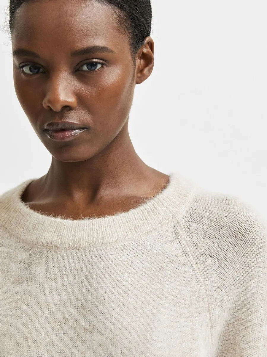lnga_rmar_stickad_klnning_3.webp SELECTED LÅNGA ÄRMAR STICKAD KLÄNNING Beige Best Sale