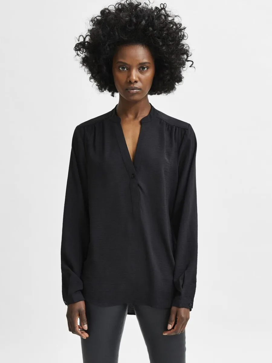lngrmad_blus_0-1.webp SELECTED LÅNGÄRMAD BLUS Black Clearance