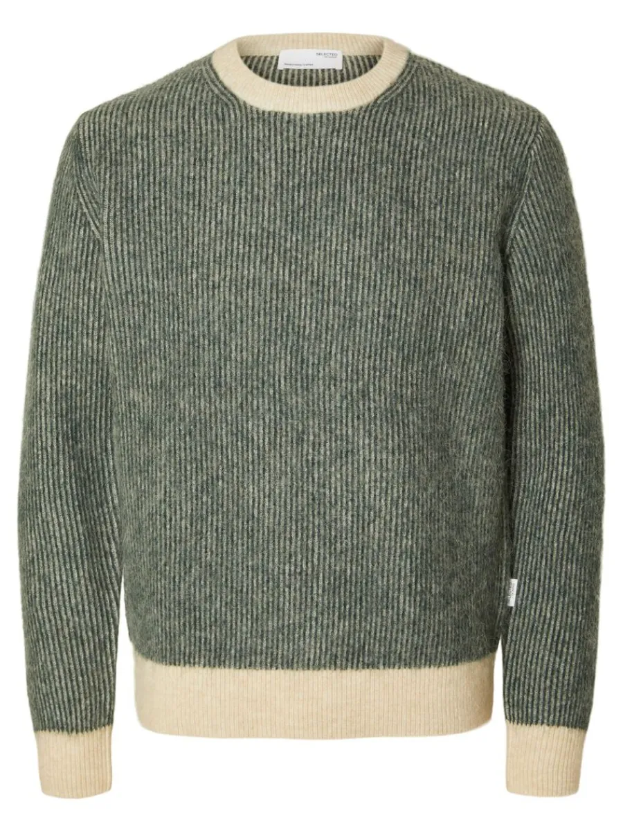 lngrmad_stickad_trja_4-27.webp SELECTED LÅNGÄRMAD STICKAD TRÖJA Grey Best