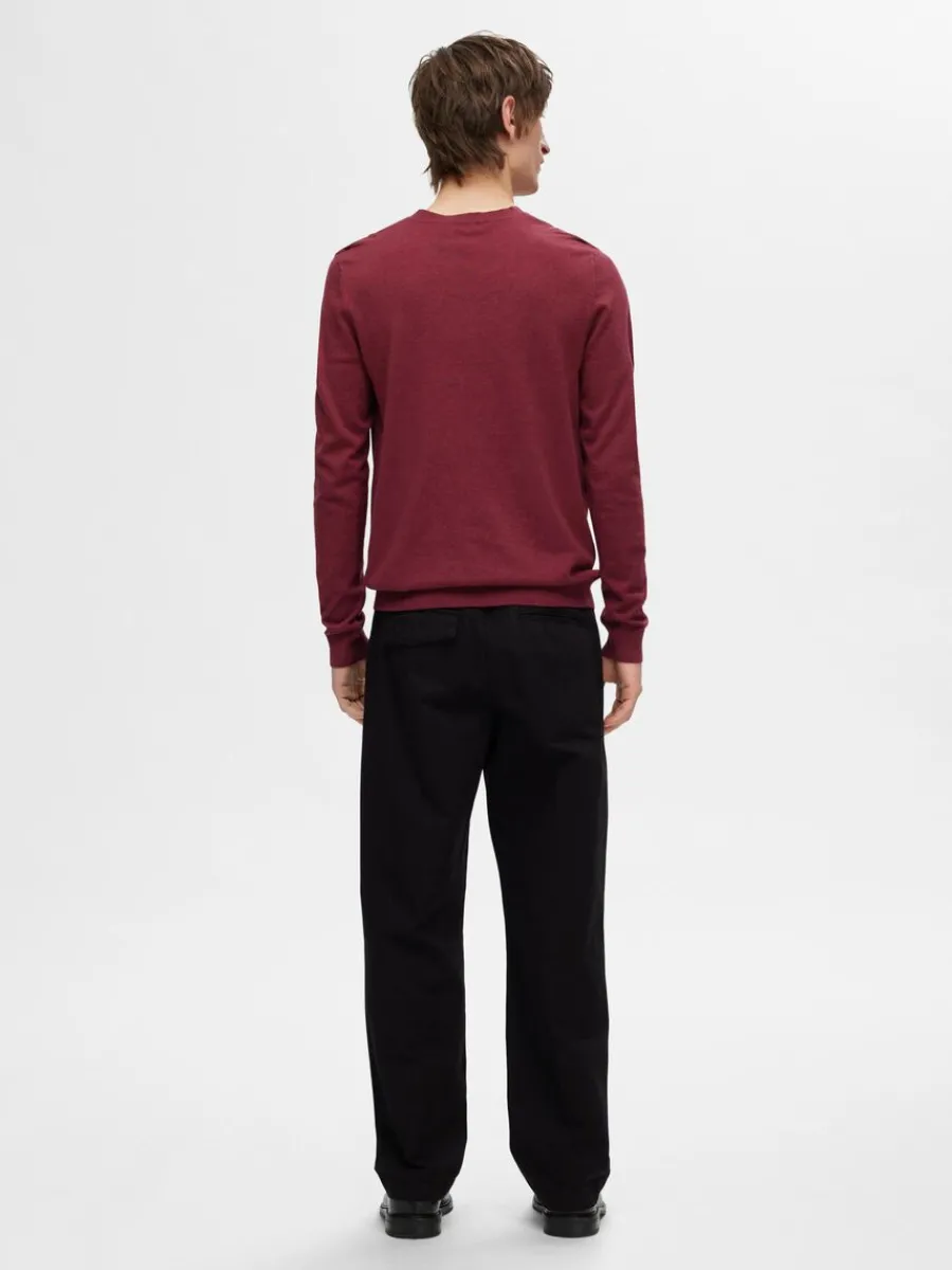 lngrmad_stickad_trja_5-18.webp SELECTED LÅNGÄRMAD STICKAD TRÖJA Bordeaux Cheap