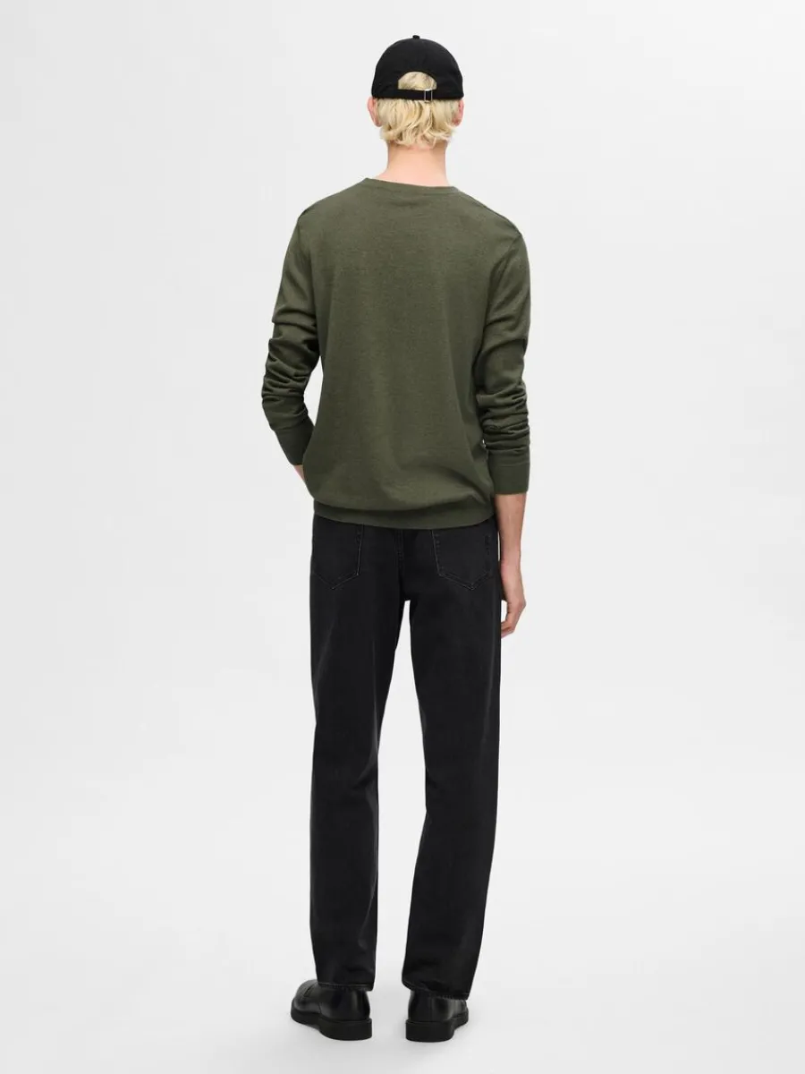lngrmad_stickad_trja_5-24.webp SELECTED LÅNGÄRMAD STICKAD TRÖJA Green Cheap