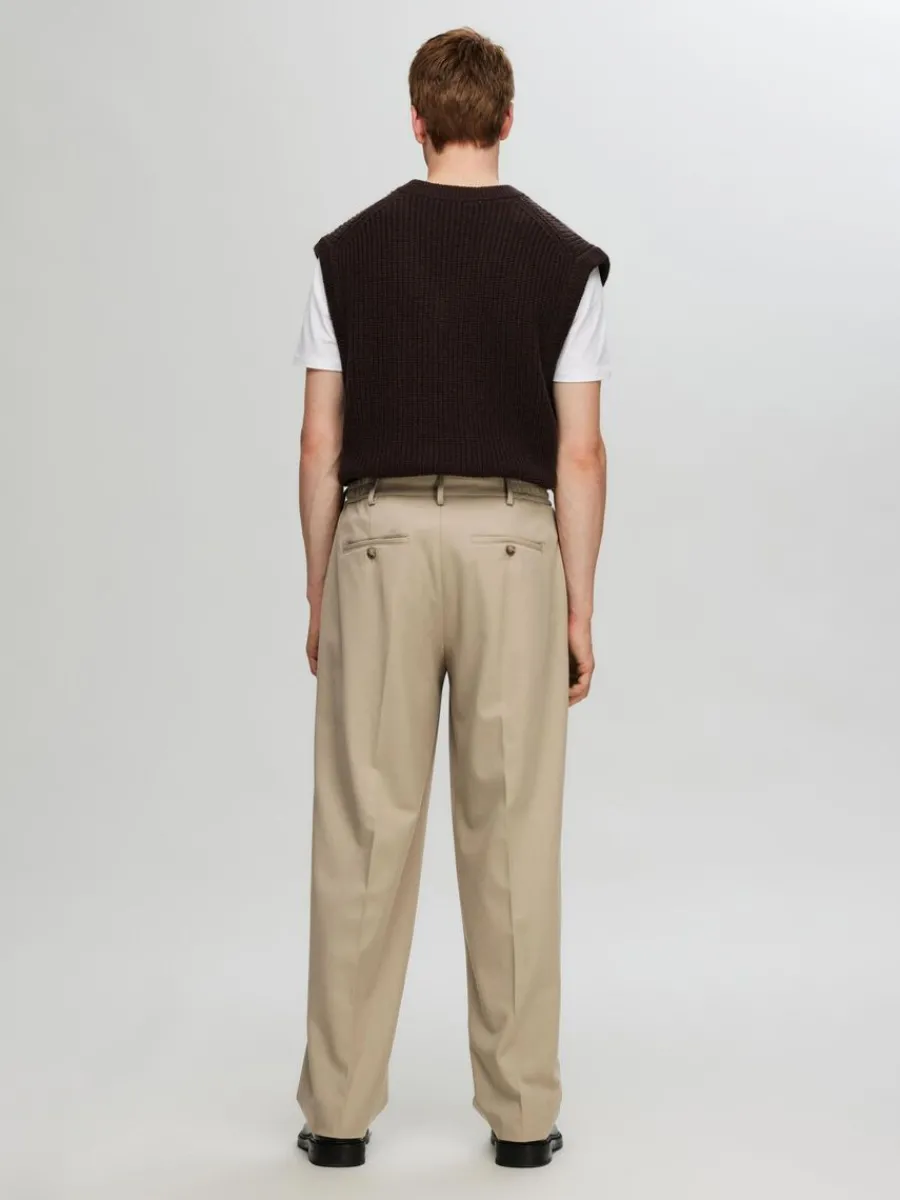 loose_fit_byxor_1.webp SELECTED 220 LOOSE FIT BYXOR Beige Discount