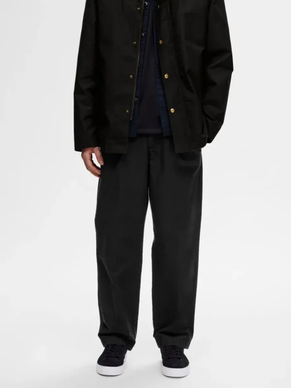 SELECTED 220 LOOSE FIT CHINOS Black Hot