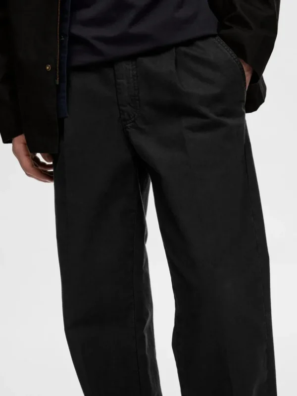 SELECTED 220 LOOSE FIT CHINOS Black Hot