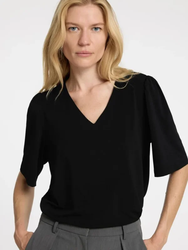 SELECTED LOOSE FIT V-RINGAD TOPP Black Store