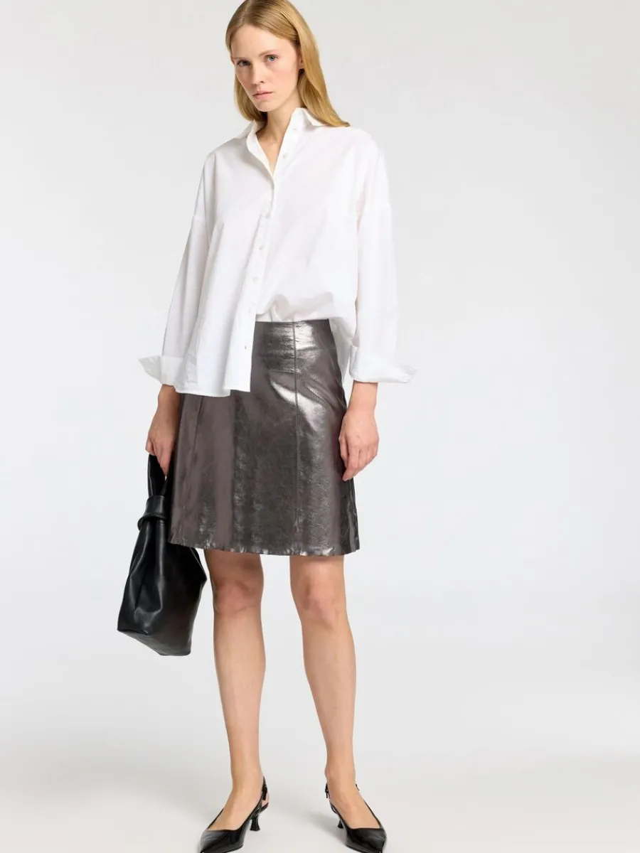 metallic_minikjol_i_lder_3.webp SELECTED METALLIC MINIKJOL I LÄDER Grey Cheap