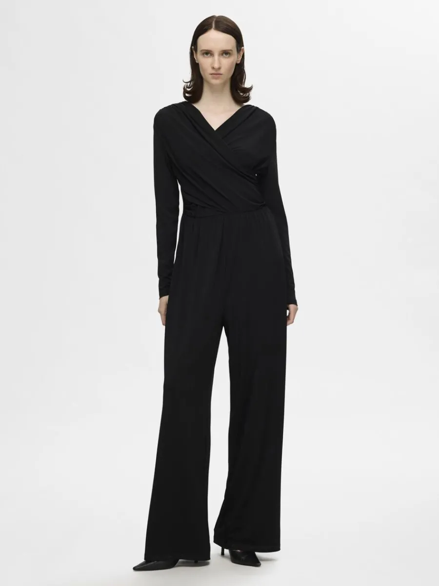 omlottstil_jumpsuit_1.webp SELECTED OMLOTTSTIL JUMPSUIT Black New