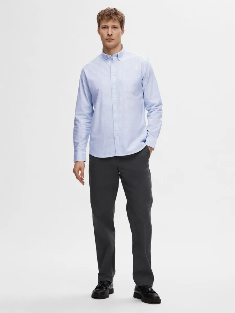 oxford_skjorta_2-9.webp SELECTED OXFORD SKJORTA Blue Store