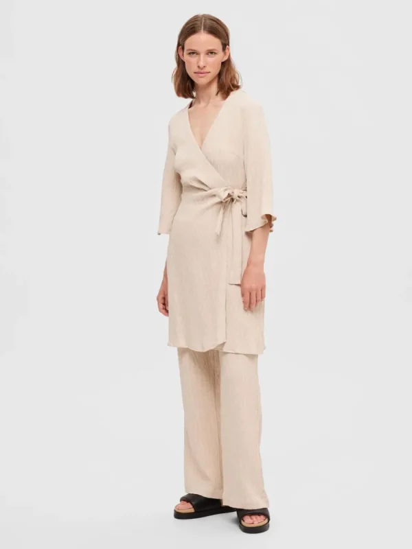 SELECTED PLISSÉ OMLOTTKLÄNNING Beige New