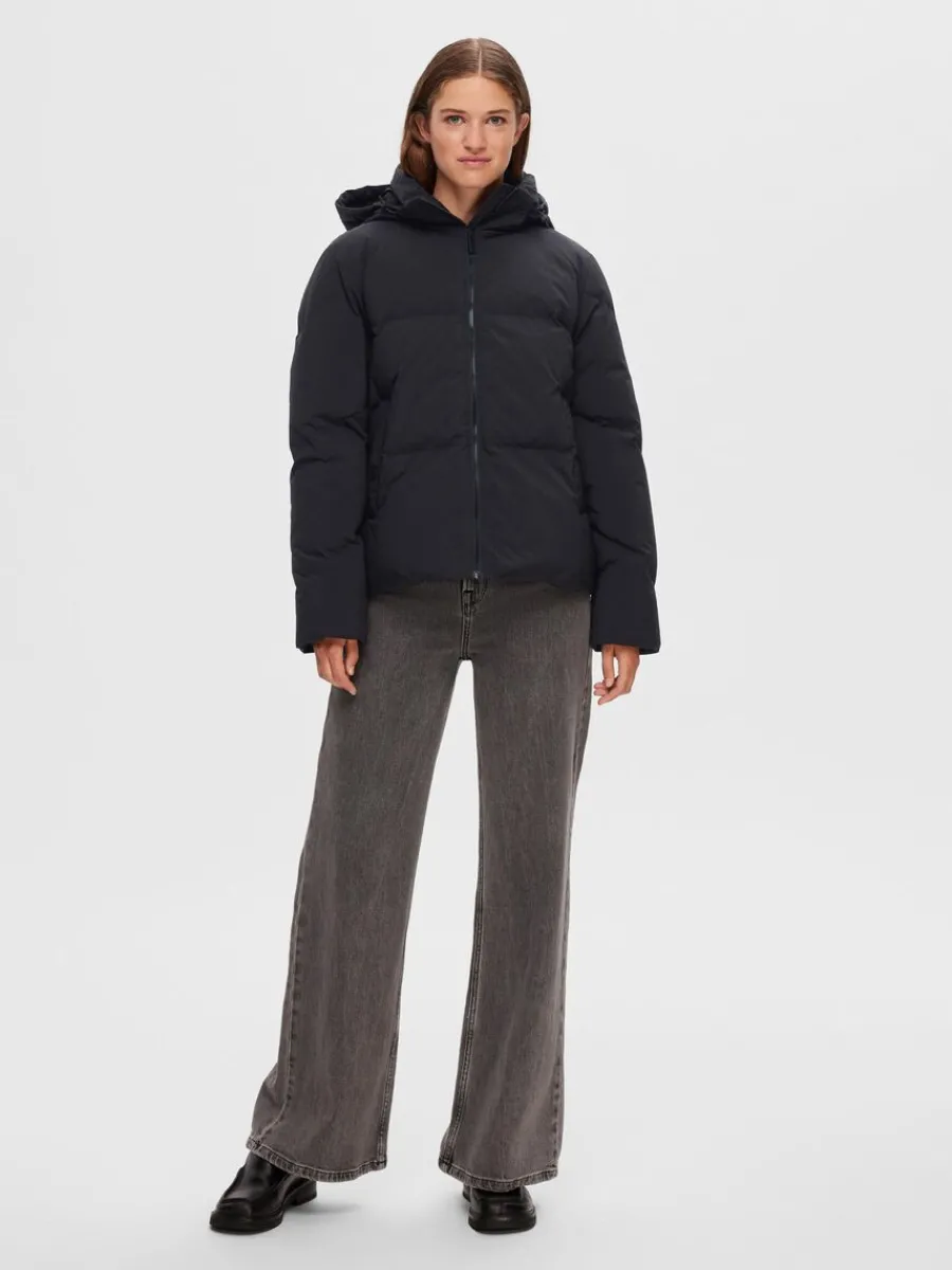 redown_pufferjacka_1-1.webp SELECTED RE:DOWN® PUFFERJACKA Black Clearance
