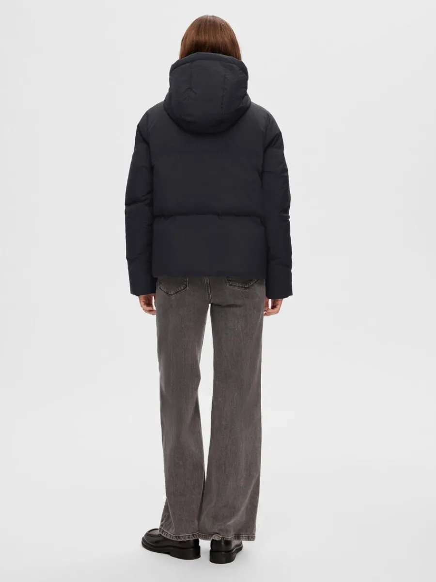 redown_pufferjacka_4-1.webp SELECTED RE:DOWN® PUFFERJACKA Black Clearance