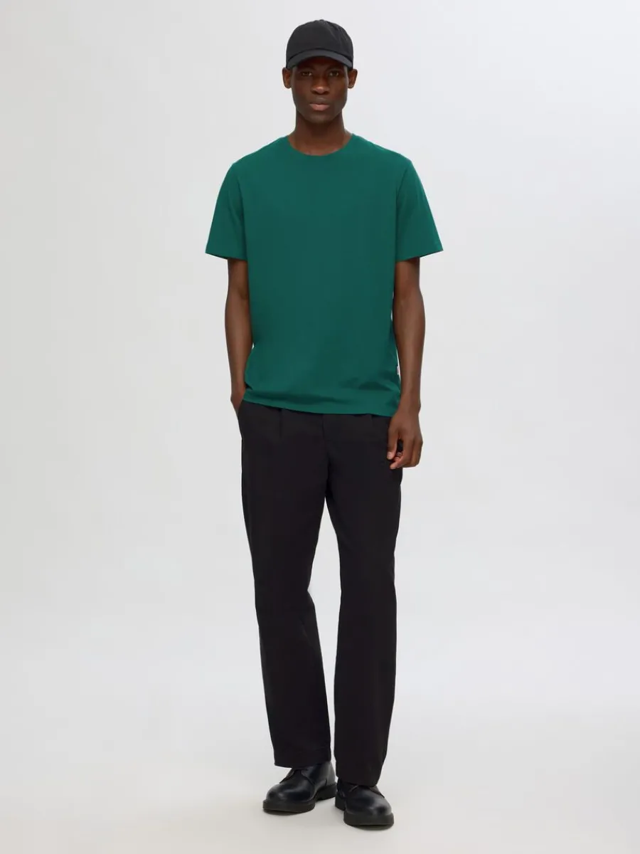 regular_tshirt_1-8.webp SELECTED REGULAR T-SHIRT Green Best