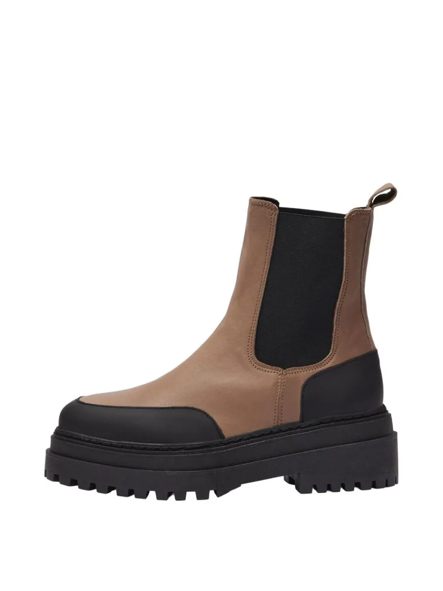 rejl_chelseastvlar_0.webp SELECTED REJÄL CHELSEA-STÖVLAR Brown Outlet