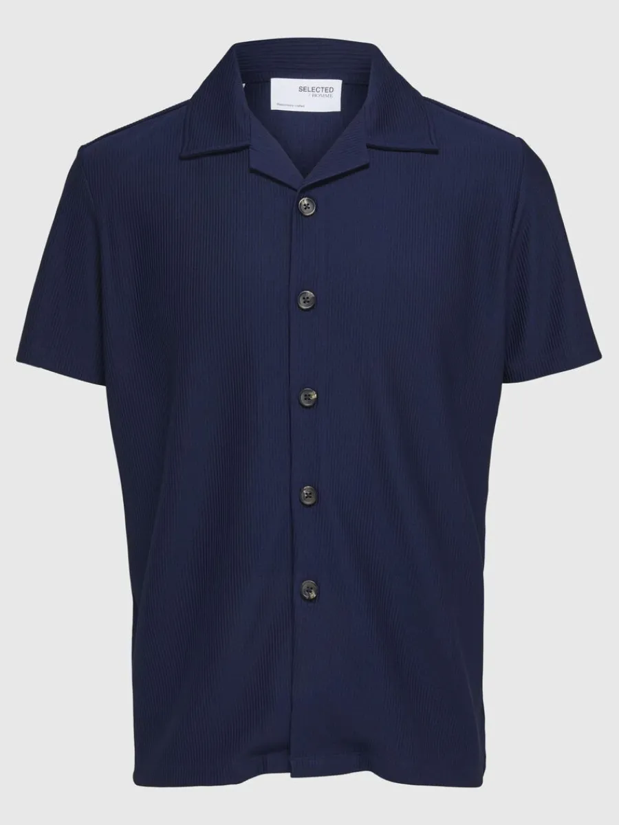 ribbad_cuban_collar_kortr_4-2.webp SELECTED RIBBAD CUBAN COLLAR KORTÄRMAD SKJORTA Blue Sale