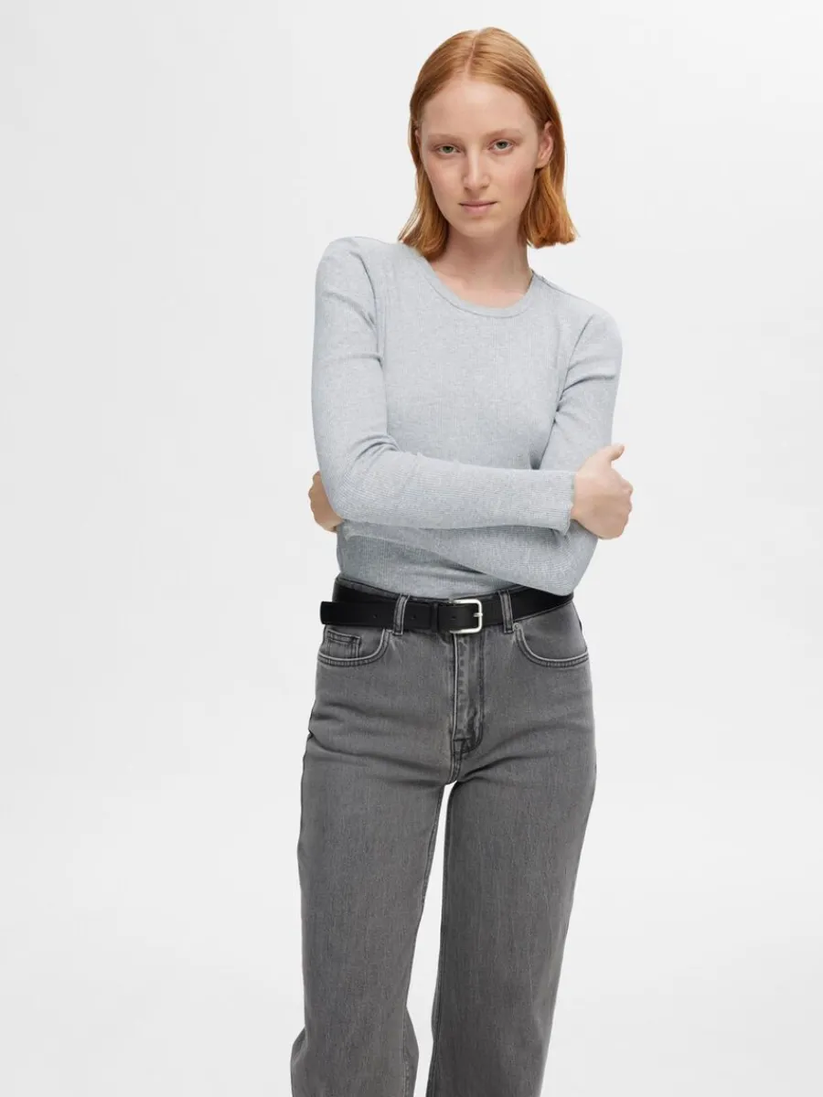 ribbad_lngrmad_topp_2.webp SELECTED RIBBAD LÅNGÄRMAD TOPP Grey Flash Sale